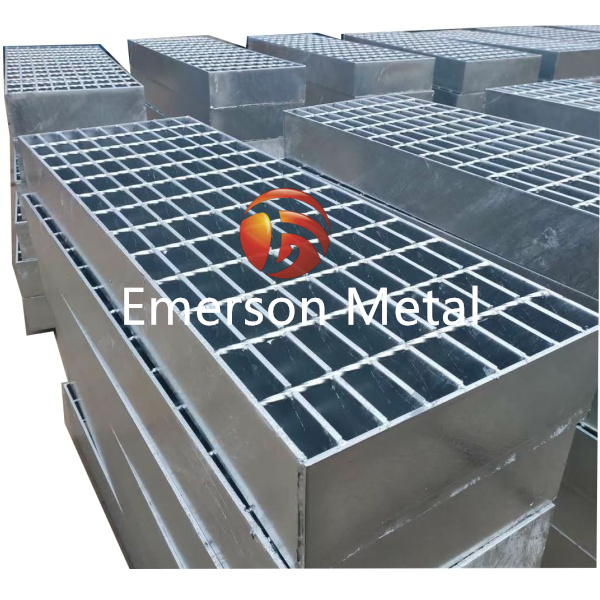 Steel Grating Fabrication for Industrial Walkways and Platforms